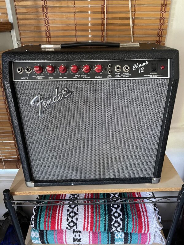 Fender Champ 12 10-Watt 1x12" Guitar Combo 1987 - 1992 (red knob version) - Image 6