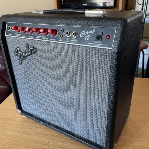 Fender Champ 12 10-Watt 1x12" Guitar Combo 1987 - 1992 (red knob version)